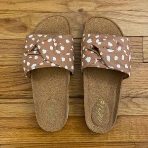 Aerie Twist Slide Sandals